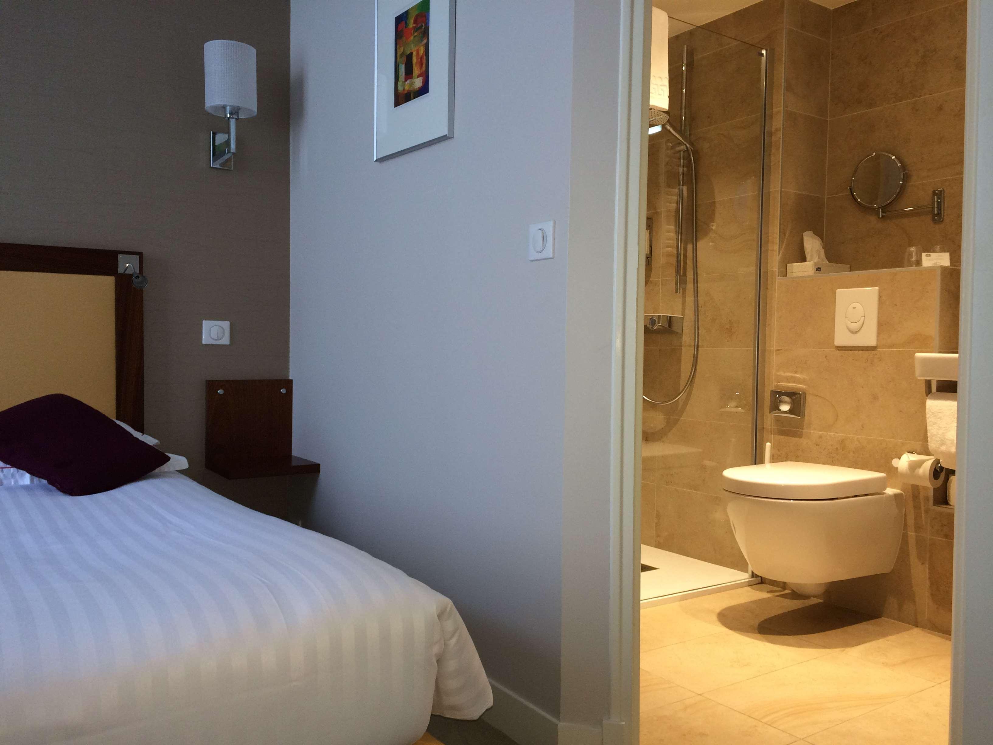 בורז'ה Best Western Plus Hotel D'Angleterre מראה חיצוני תמונה